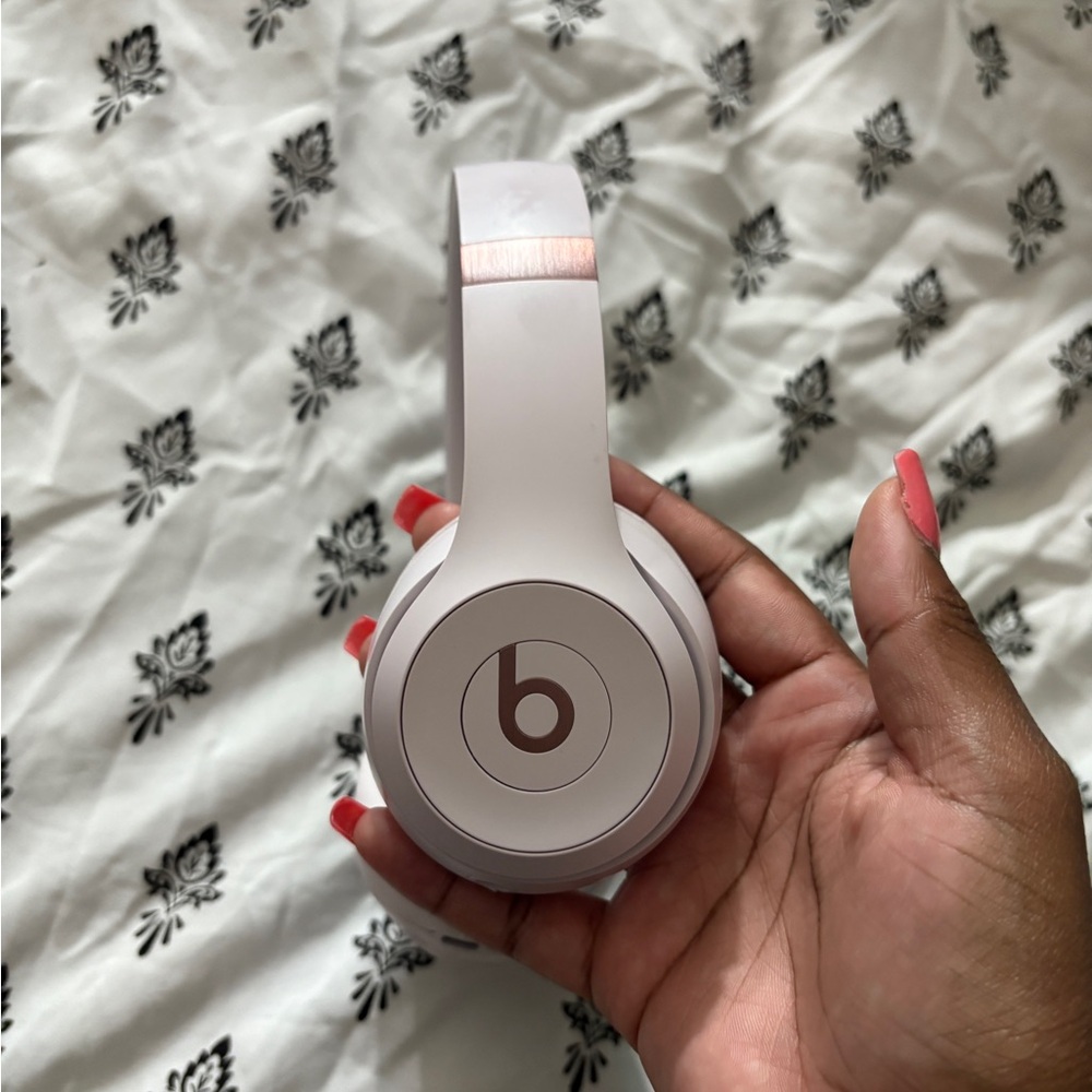 Wireless Headphones - Silver